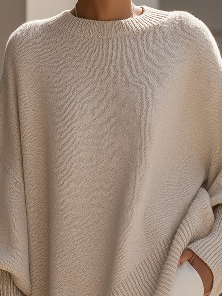 Kvinnegenser | Oversized Poncho med Ribbestrikket Kant