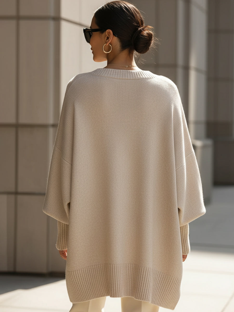 Kvinnegenser | Oversized Poncho med Ribbestrikket Kant
