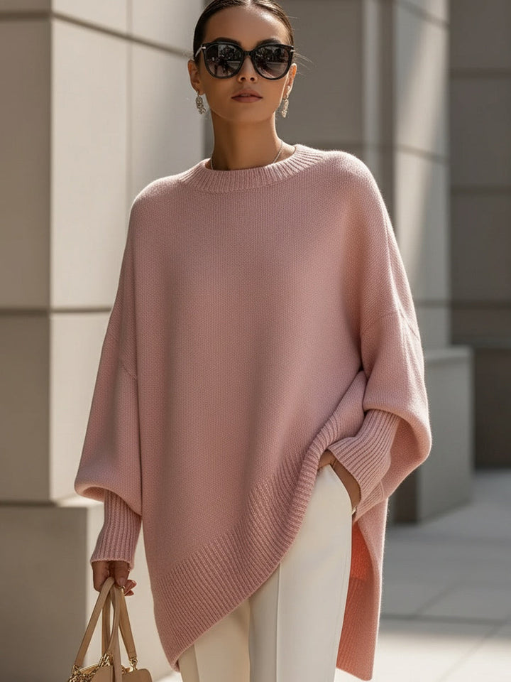 Kvinnegenser | Oversized Poncho med Ribbestrikket Kant