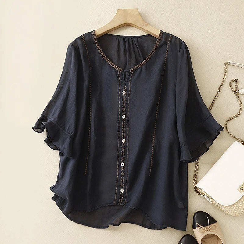Kvinnebluse | Brodert Volangerm