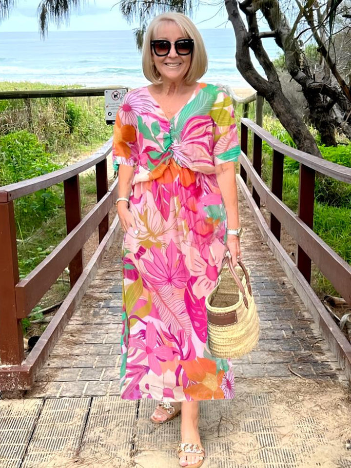 Kvinnes Boho Maxi Kjole | V-hals Smocked