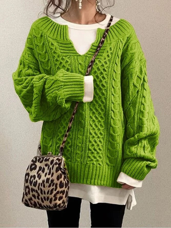 Dame Oversized Genser med Kabelstrikk V-hals