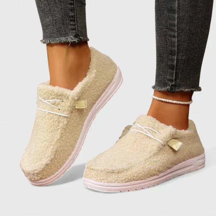 Loafers for kvinner | Flate teksturerte slip-on