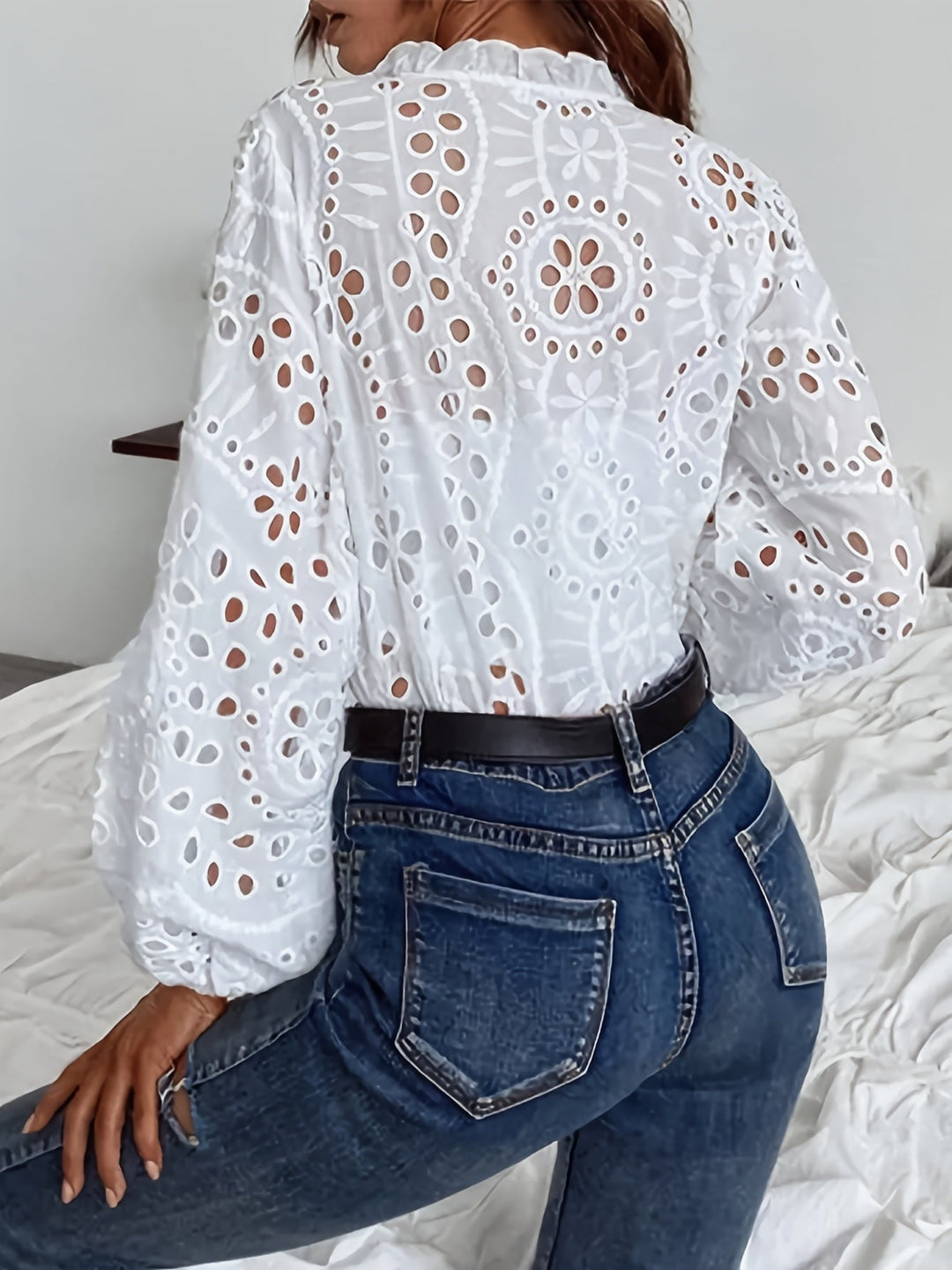 Damebluse | Brodert Langermet