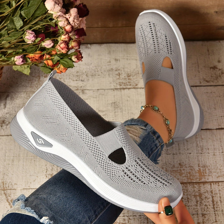 Dame Slip-On Sneakers | Perforert Ortopedisk