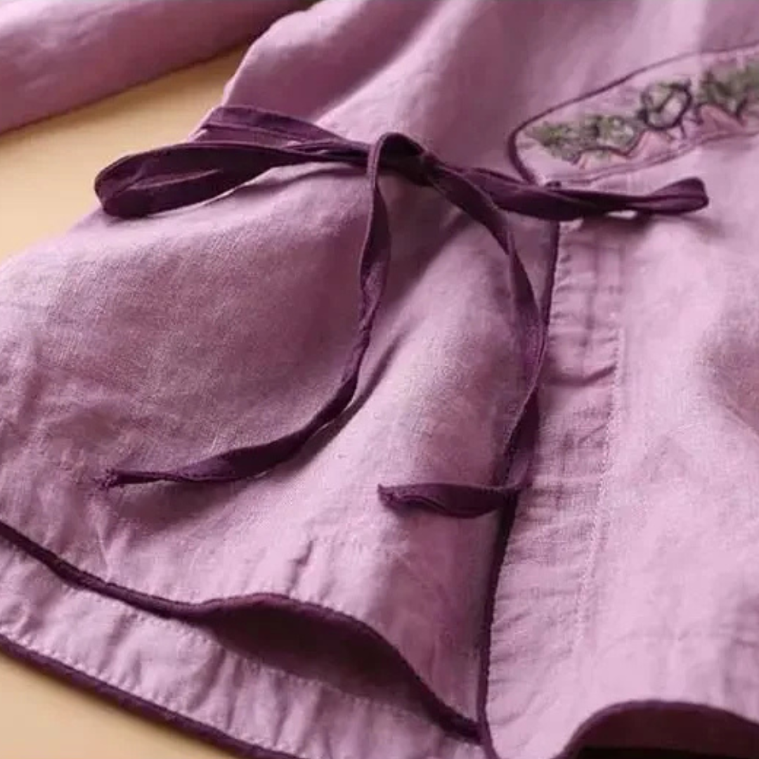 Damebluse | Brodert Drapert Detalj