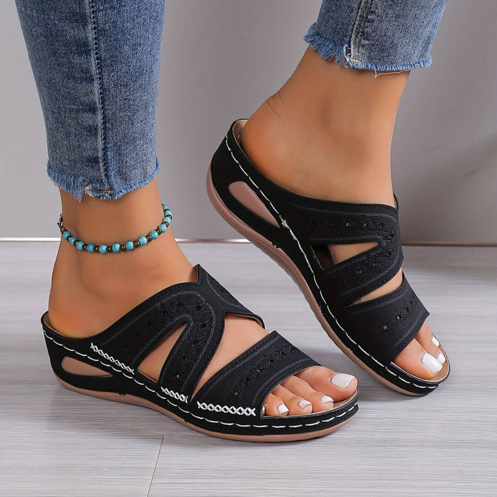 Sandaler for kvinner | Åpen tå slip-on med utskjærte sider