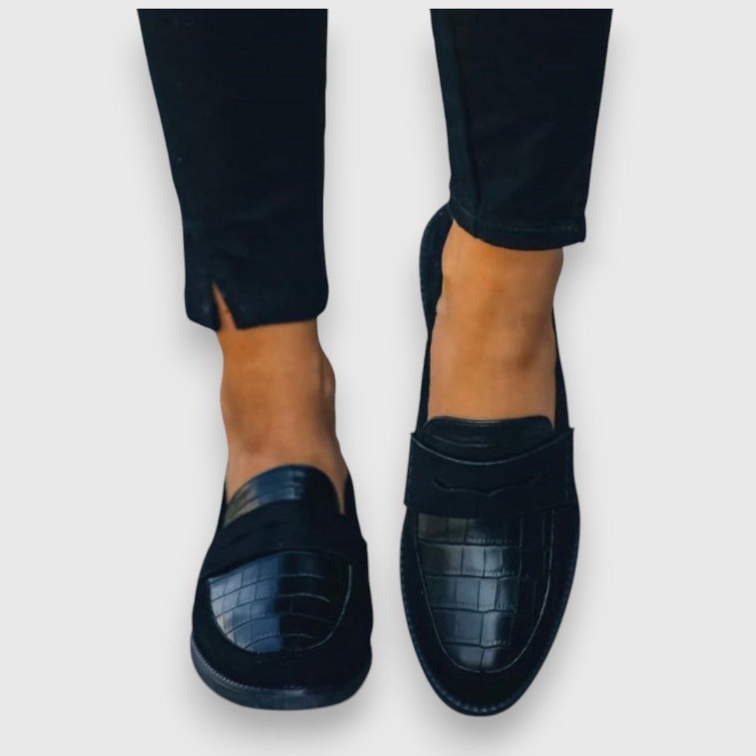 Loafers For Kvinner | Teksturert Panel Lukket Tå