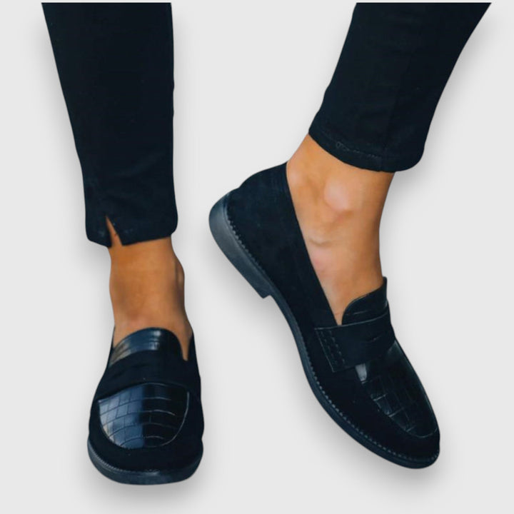 Loafers For Kvinner | Teksturert Panel Lukket Tå