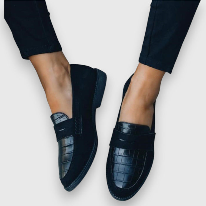 Loafers For Kvinner | Teksturert Panel Lukket Tå