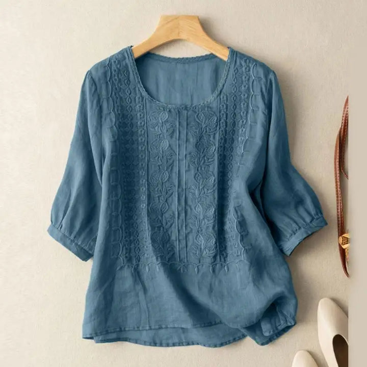 Damebluse | Brodert Frontdetalj
