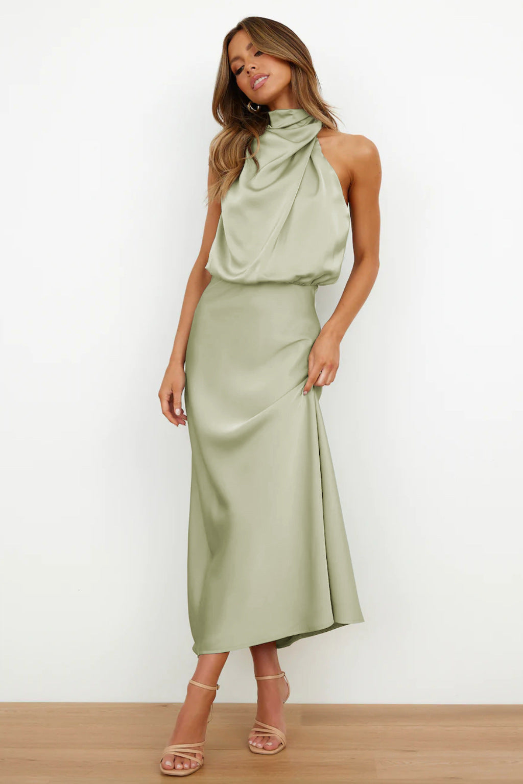 Kvinnenes Kveldsdrakt | Halterneck Maxi