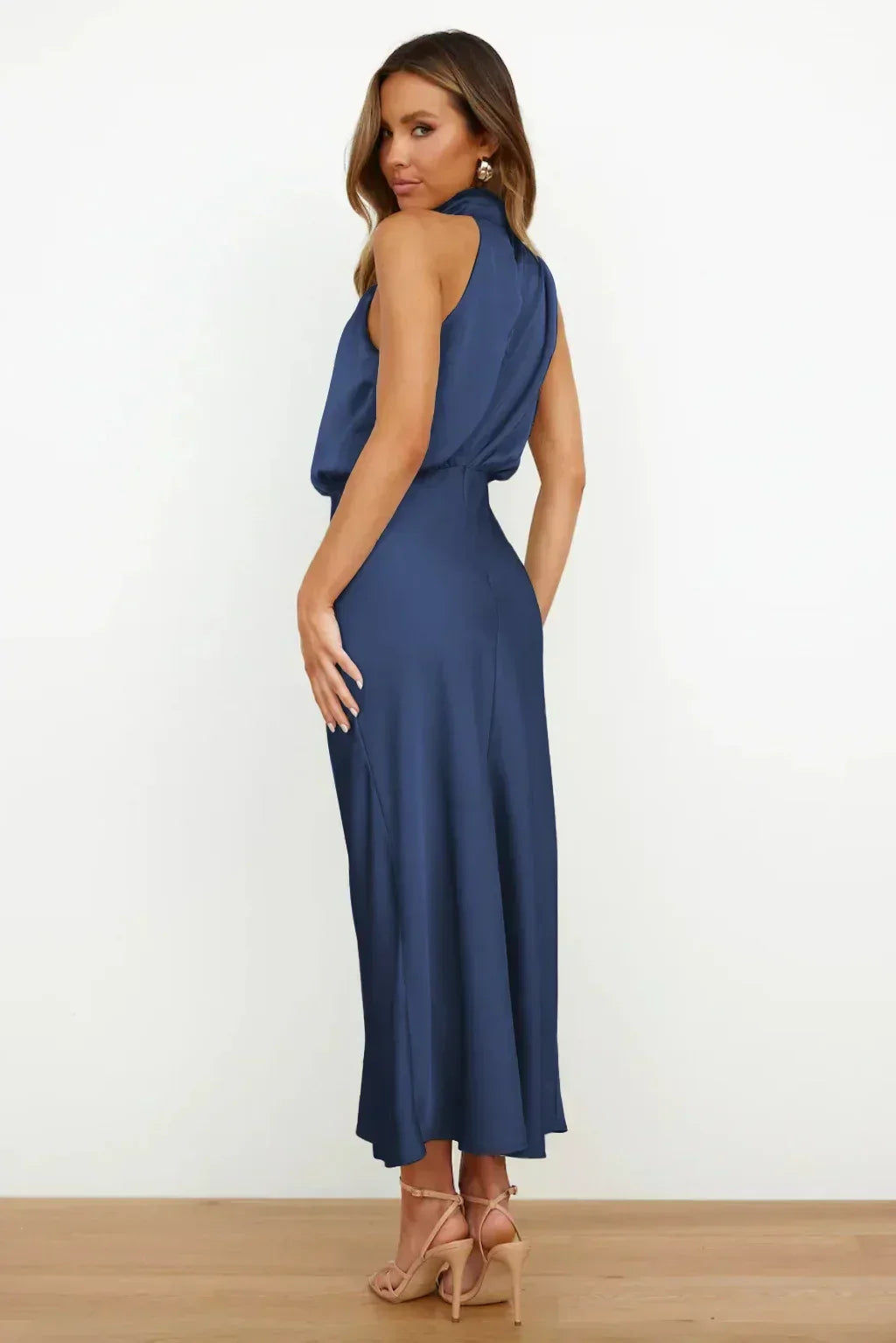 Kvinnenes Kveldsdrakt | Halterneck Maxi