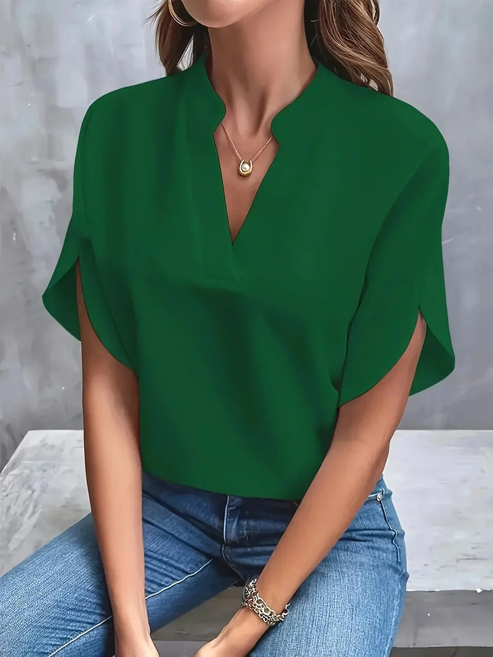 Damebluse | Korte ermer med split hals