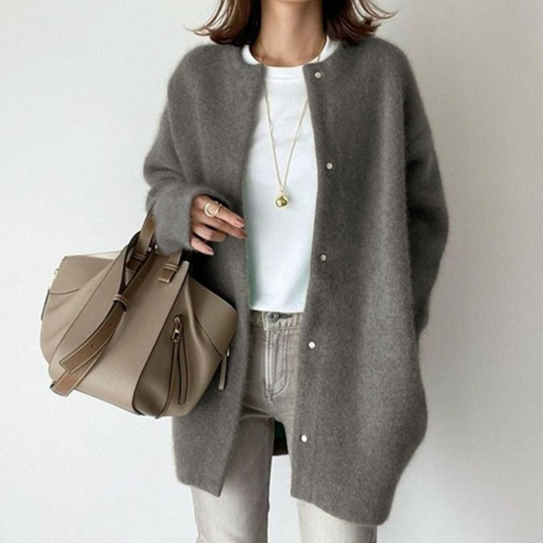 Adrienne | Kvinne Oversized Knappe-Ned Fluffy Strikket Vinter Cardigan