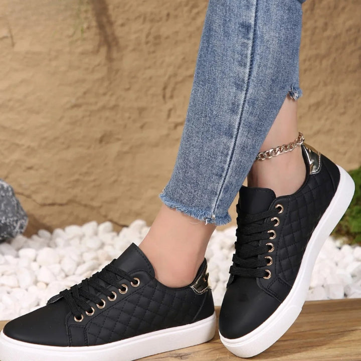 Alice | Kvinne Quilted Lace-Up Sko med Gull Detaljer Ortopediske Sneakers
