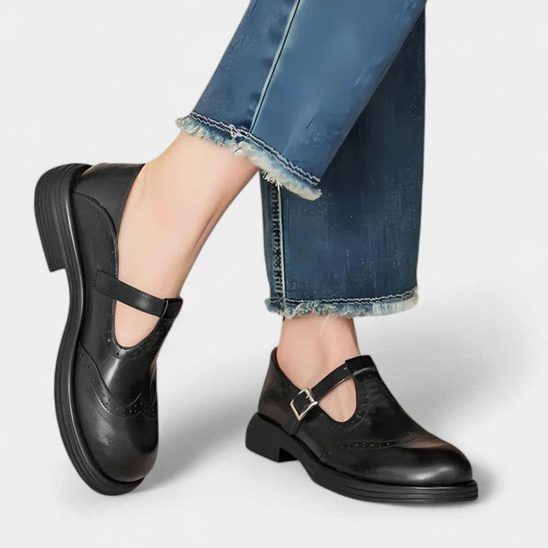 Cecilia | Kvinne Vintage Brogue Lær T-Stropper Sko Spenne Flats