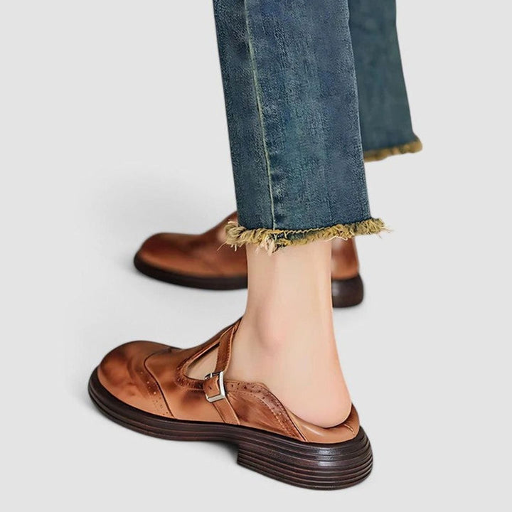 Cecilia | Kvinne Vintage Brogue Lær T-Stropper Sko Spenne Flats