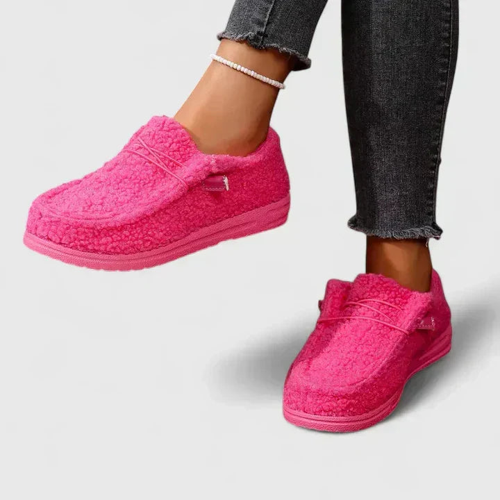 Loafers for kvinner | Flate teksturerte slip-on