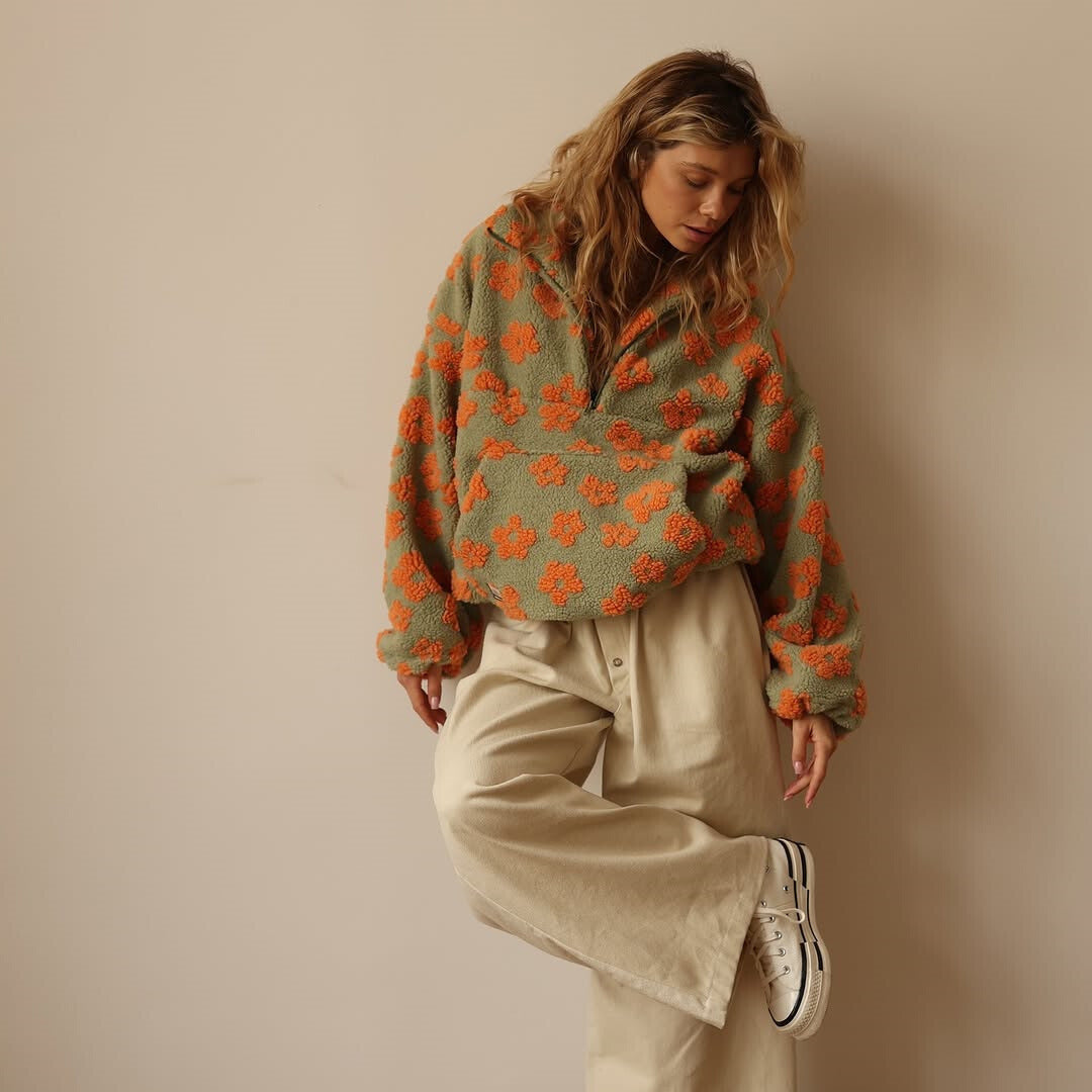 Kvinnegenser | Blomstrete Quarter Zip