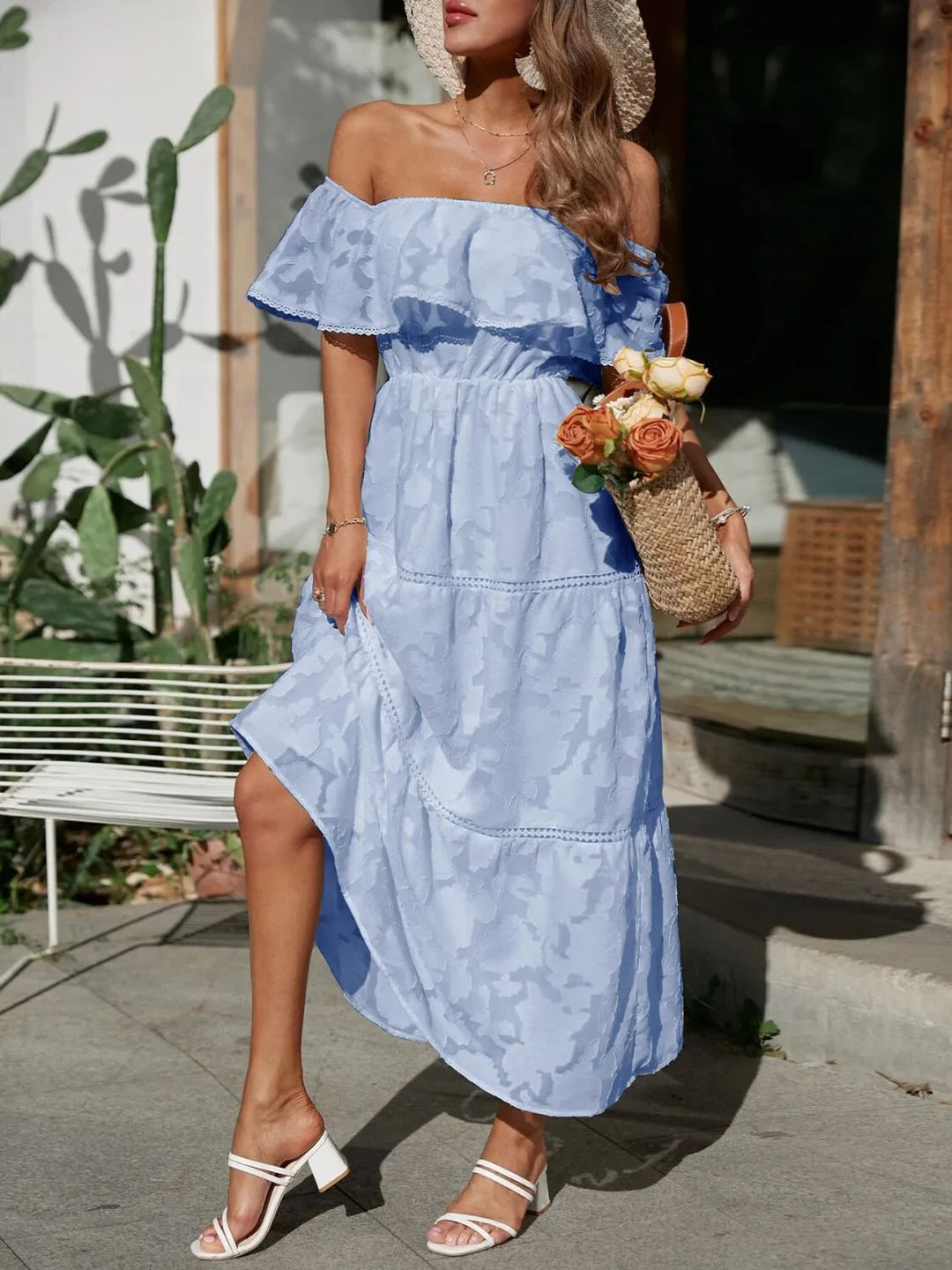 Kjole til Bryllupsgjest | Off-Shoulder Lagdelt