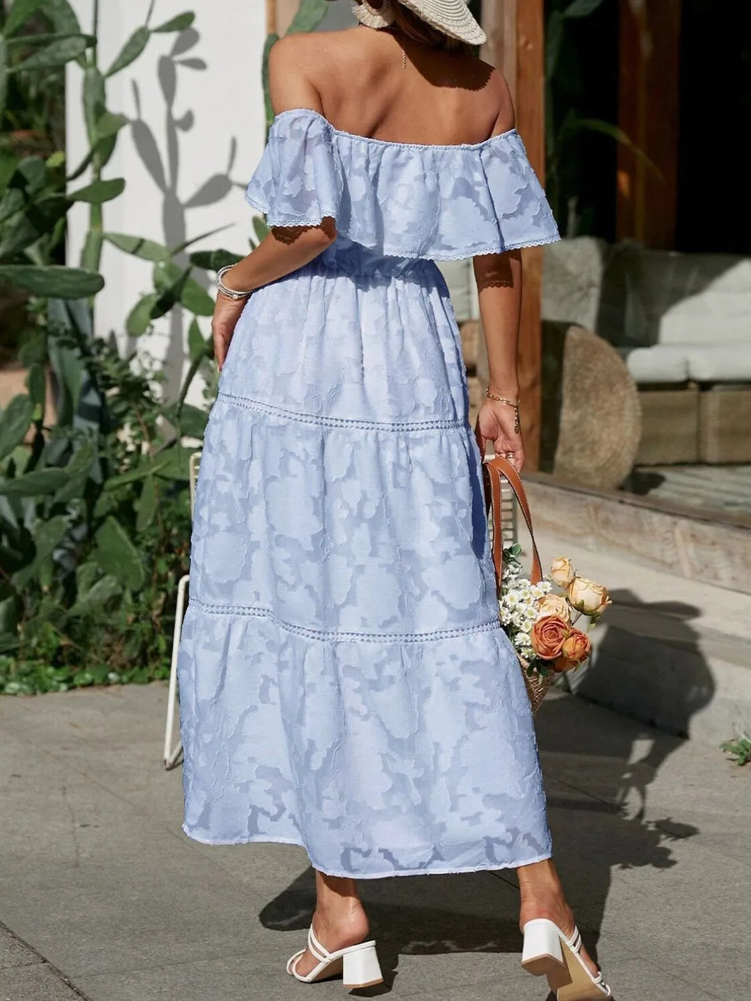 Kjole til Bryllupsgjest | Off-Shoulder Lagdelt